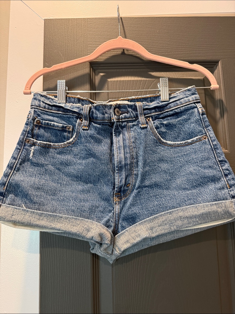 Abercrombie & Fitch Rolled Hem Denim Shorts in Blue